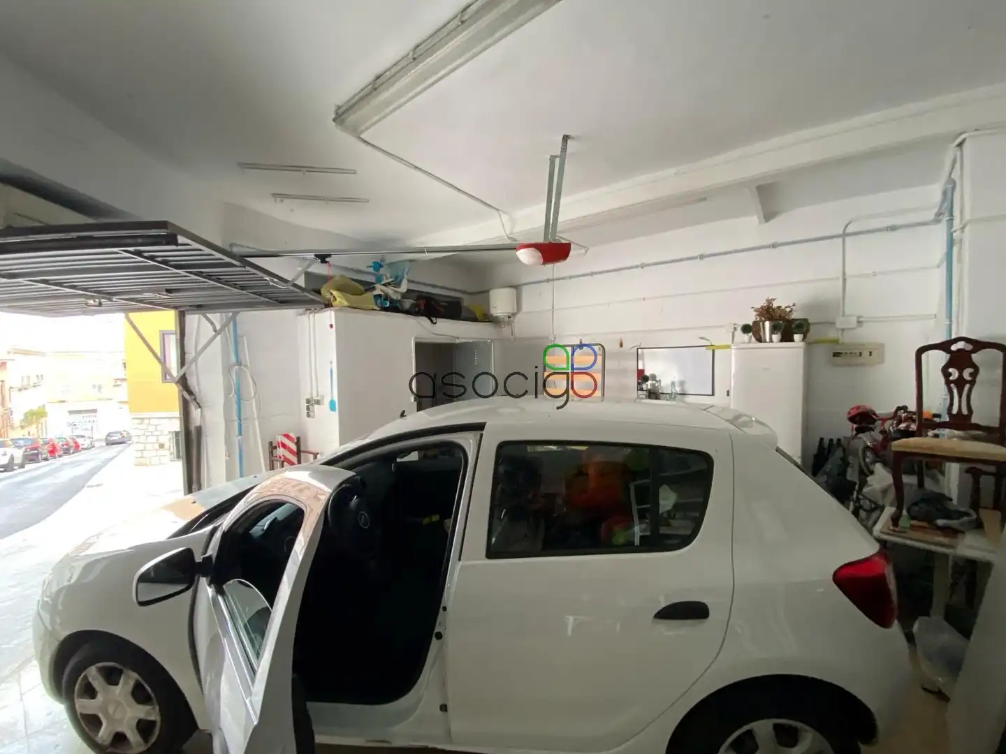 Aparcament de Local en venda en Guadalajara