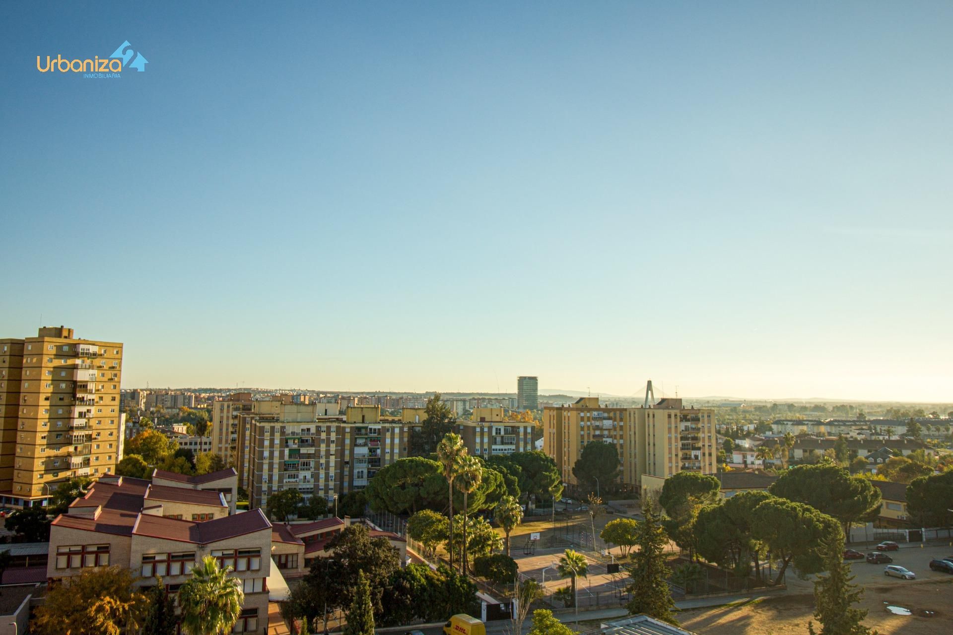 Vista exterior de Piso en venta en Badajoz Capital con Terraza y Balcón