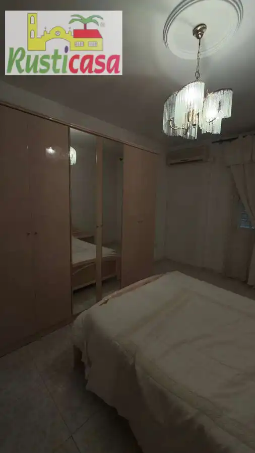 Schlafzimmer von Wohnung zum Verkauf in Bailén mit Klimaanlage, Möbliert und Balkon