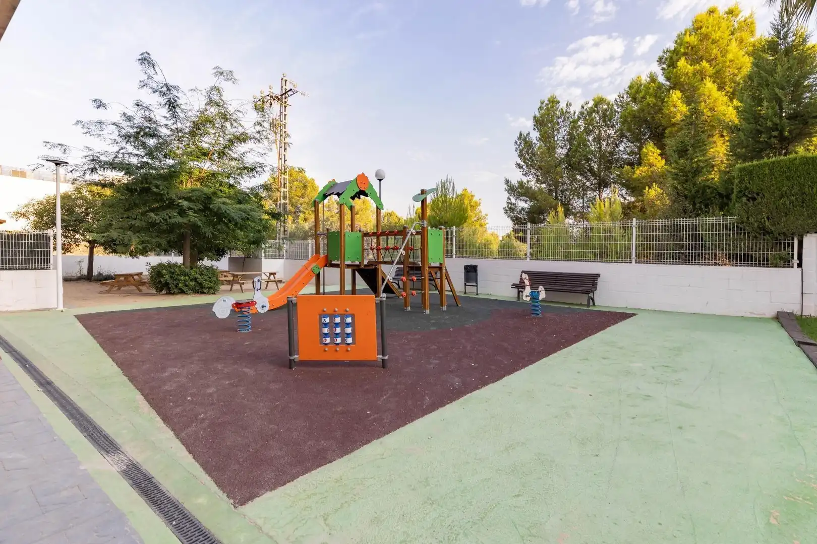 Terrace of Flat for rent in Paterna  with Air Conditioner, Heating and Private garden