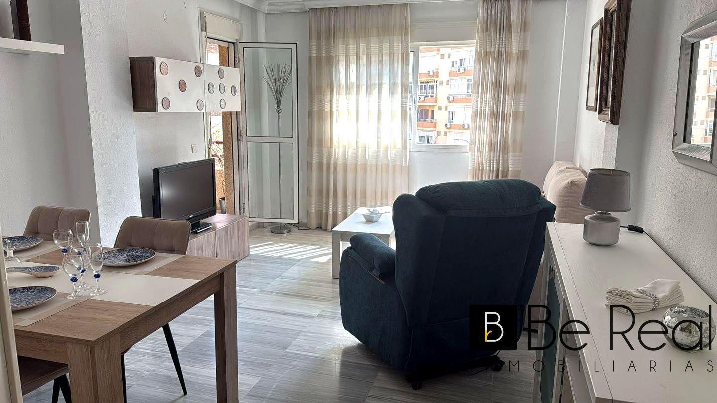 Habitación de Piso en venta en Torremolinos con Terraza y Amueblado