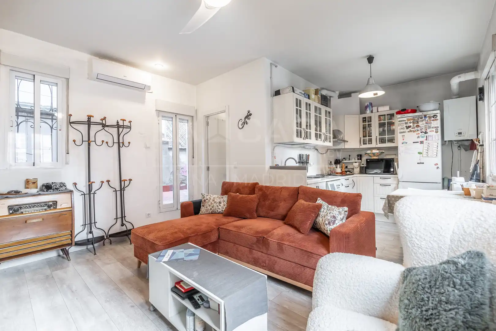 Living room of Flat for sale in Madrid  with Heating and Balcony