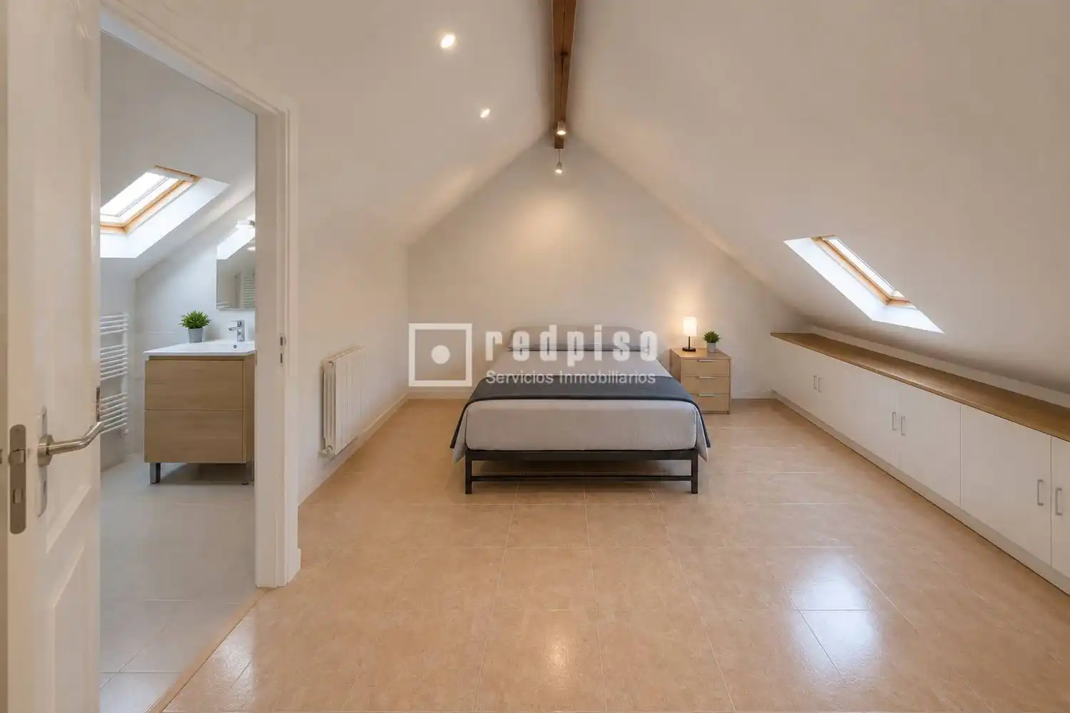 Habitación de Casa o chalet en venta en Alovera con Calefacción, Terraza y Trastero