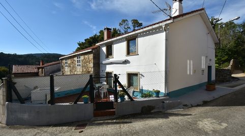 CASA EN VENTA EN NOIA