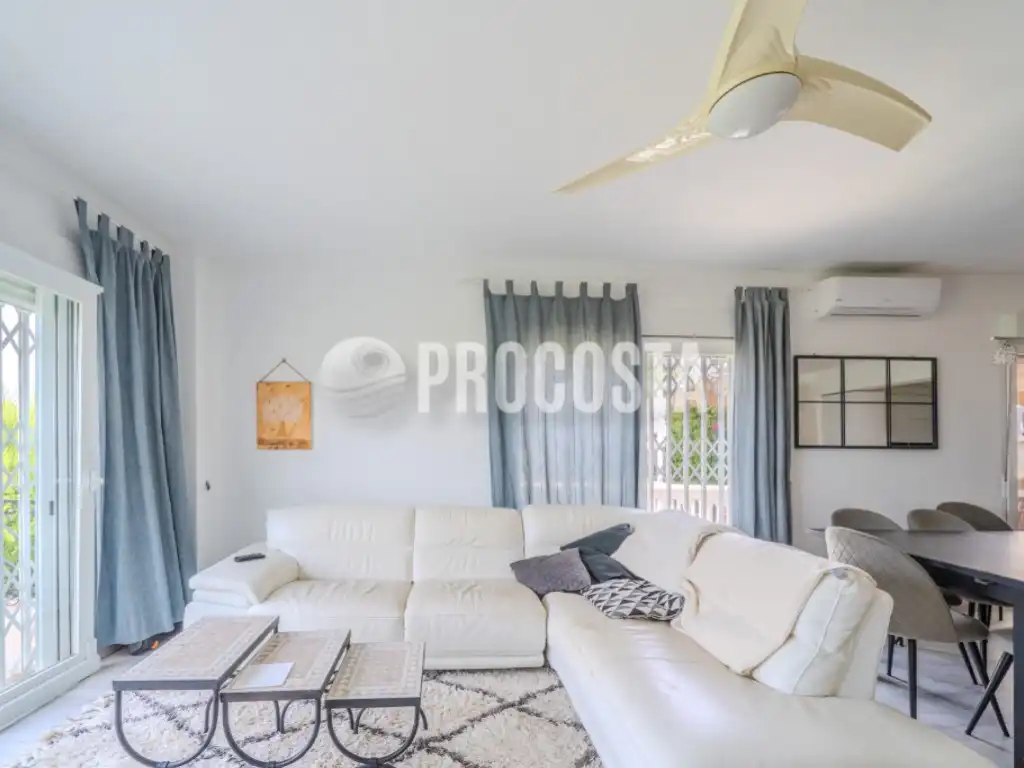 Haus mit Pool zum Verkauf in Avenida los Pinos, imagen 12