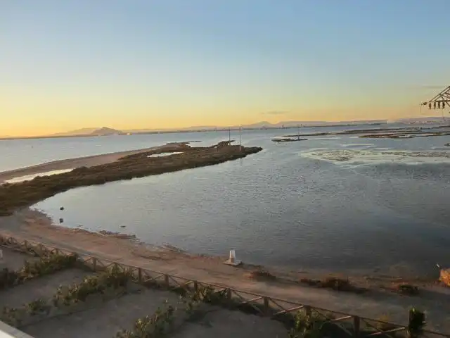 Vista exterior de Apartamento en venta en La Manga del Mar Menor con Aire acondicionado, Calefacción y Terraza
