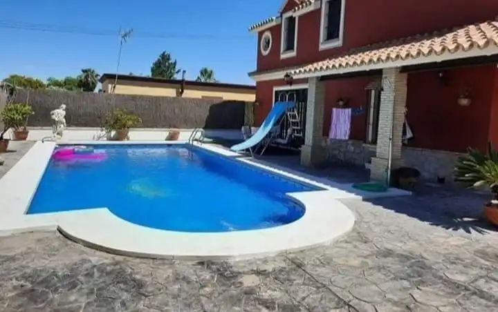 Piscina de Casa o chalet de alquiler en Chipiona con Aire acondicionado, Calefacción y Piscina