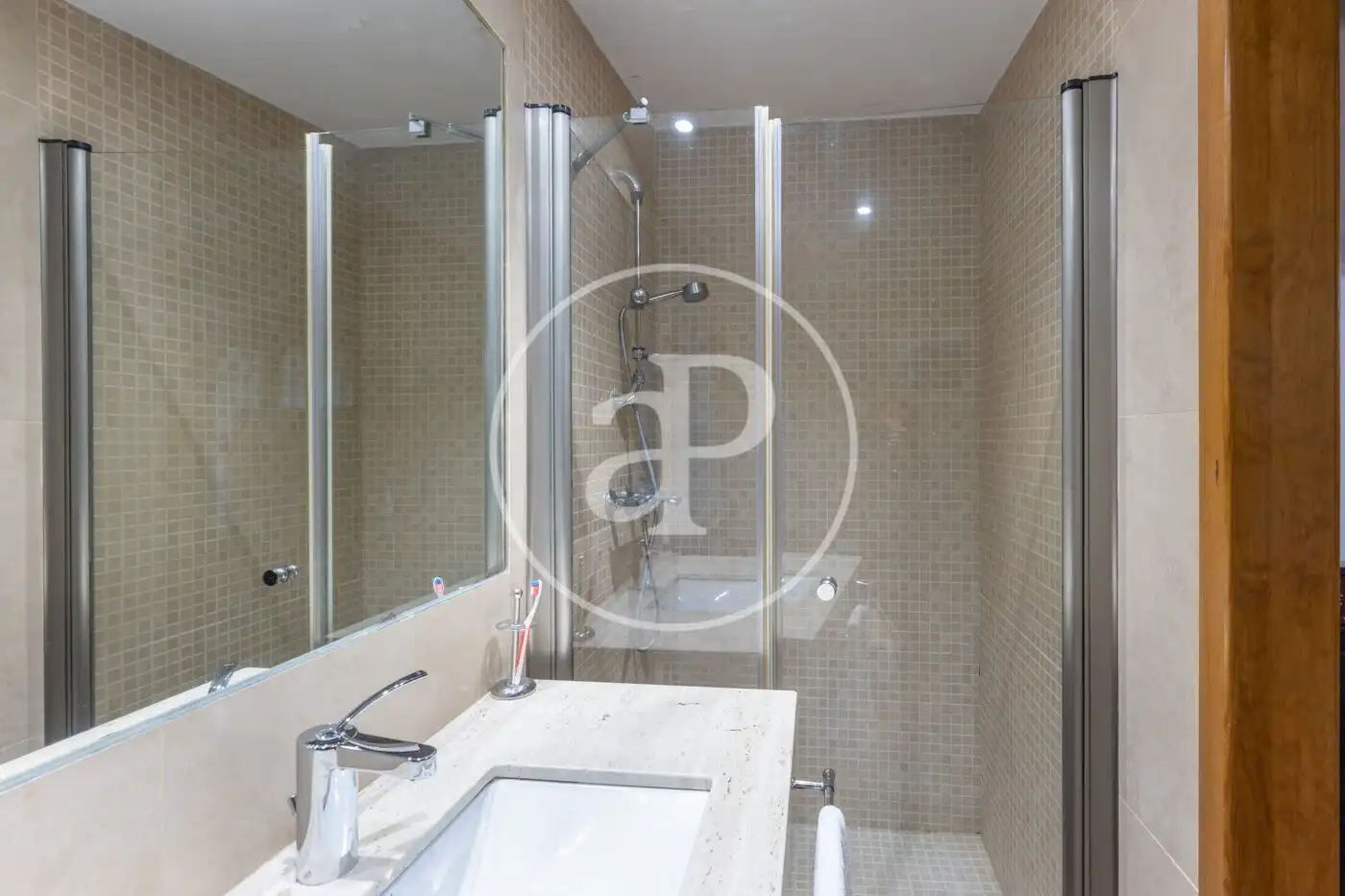 Bany de Casa o xalet en venda en  Palma de Mallorca amb Calefacció, Jardí privat i Terrassa