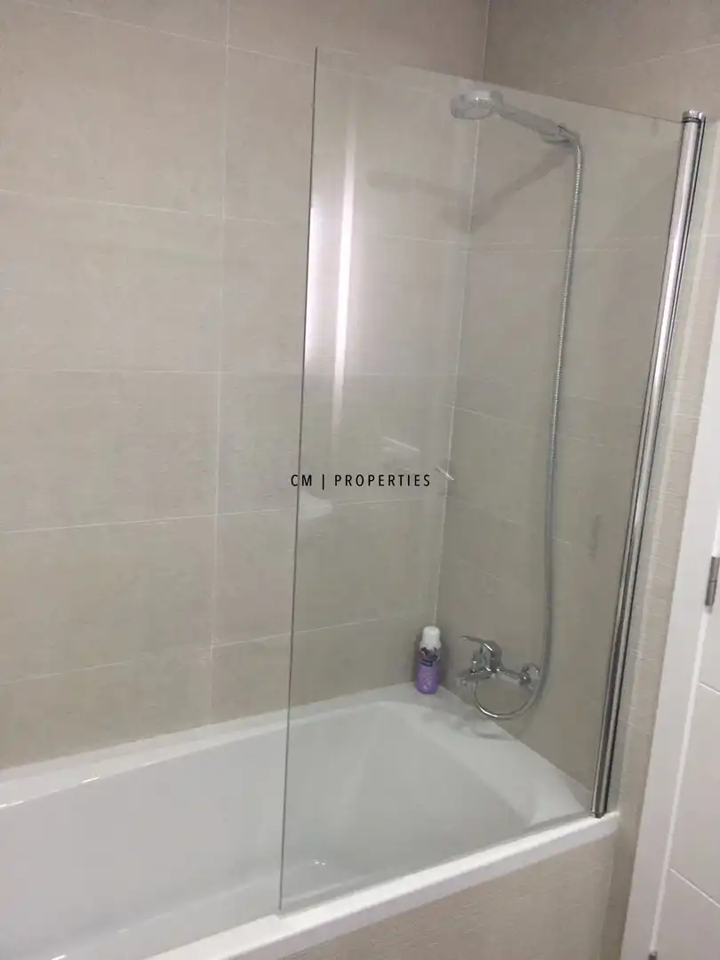 Bany de Pis de lloguer en Valencia amb Aire condicionat, Calefacció i Terrassa