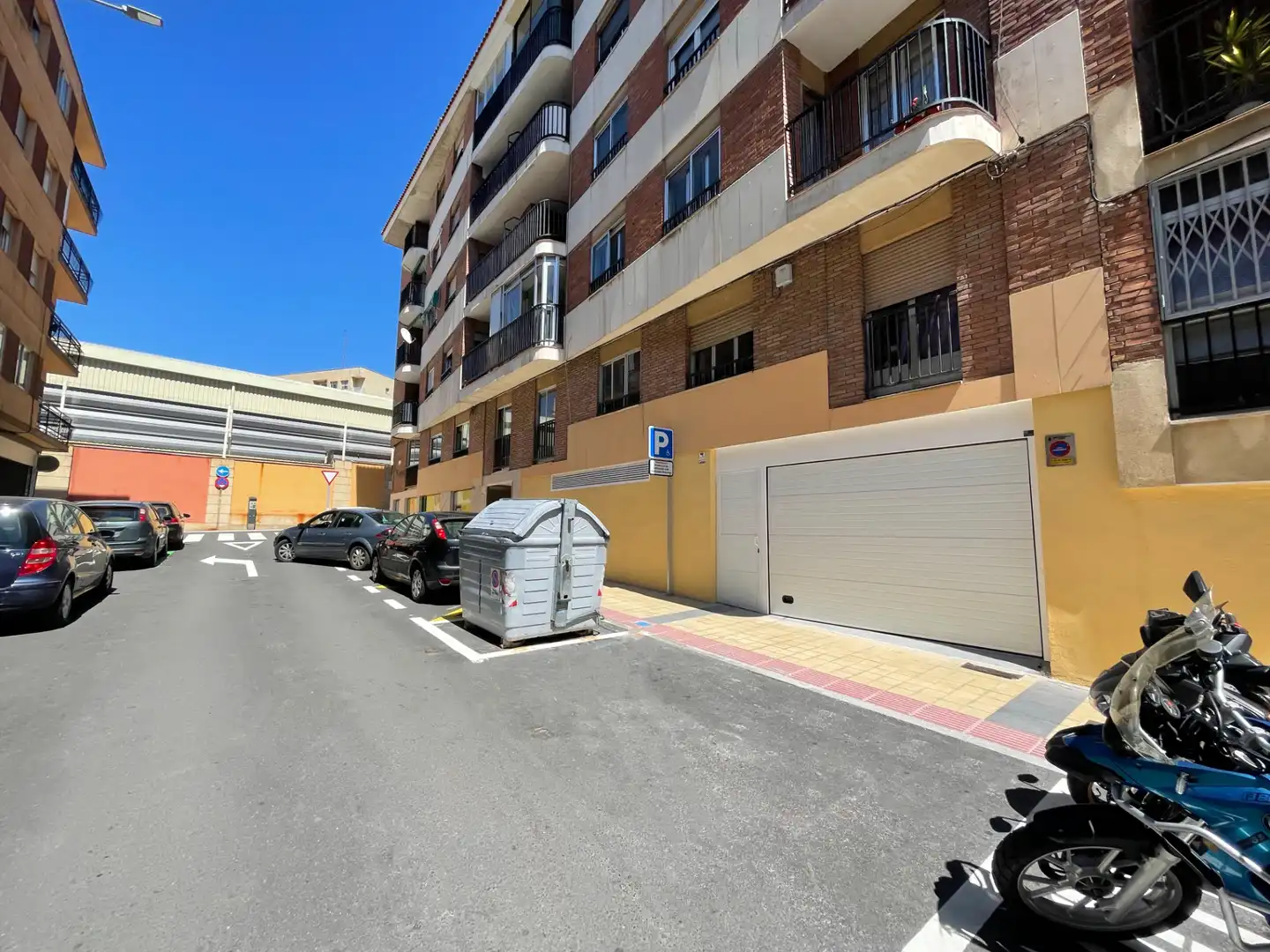 Parkplatz von Garage zum Verkauf in Salamanca mit Alarm