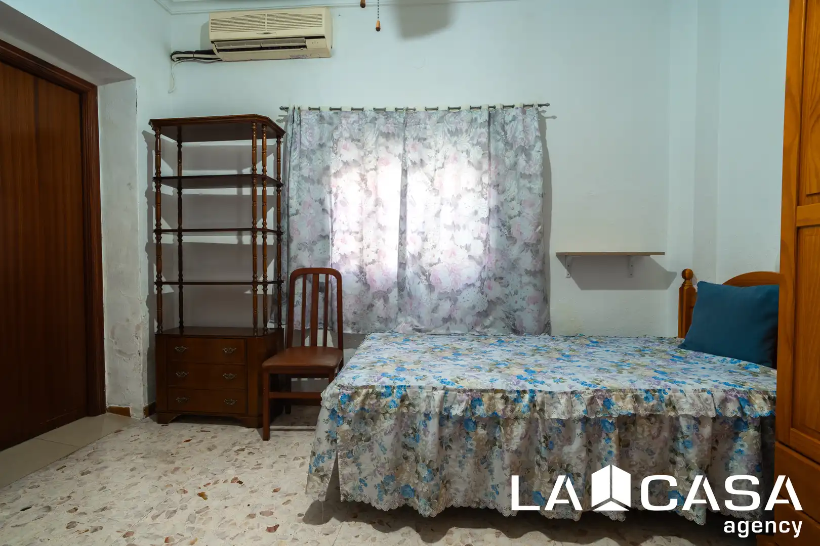 Habitación de Casa o chalet en venta en Sevilla con Aire acondicionado, Terraza y Balcón