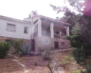 Exterior view of House or chalet for sale in Valdenuño Fernández  with Heating, Private garden and Terrace