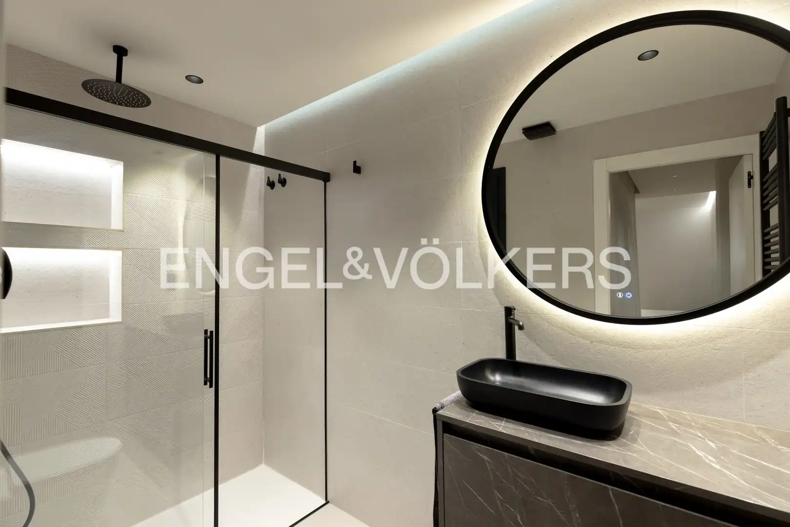 Bathroom of Apartments for sale in Olesa de Montserrat  with Air Conditioner, Heating and Terrace