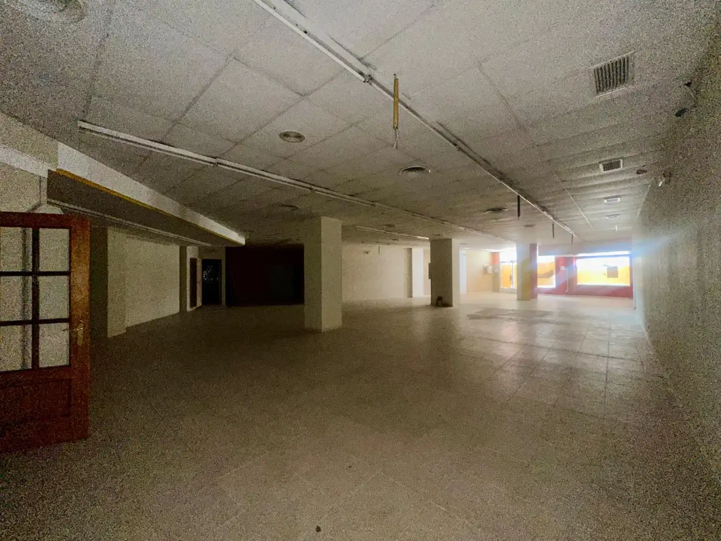 Local comercial en alquiler en Zona Alta, imagen 12