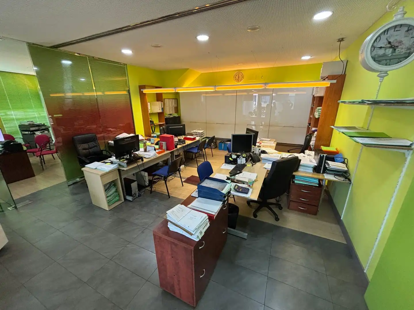 Commercial properties for sale in Sevilla  with Air Conditioner