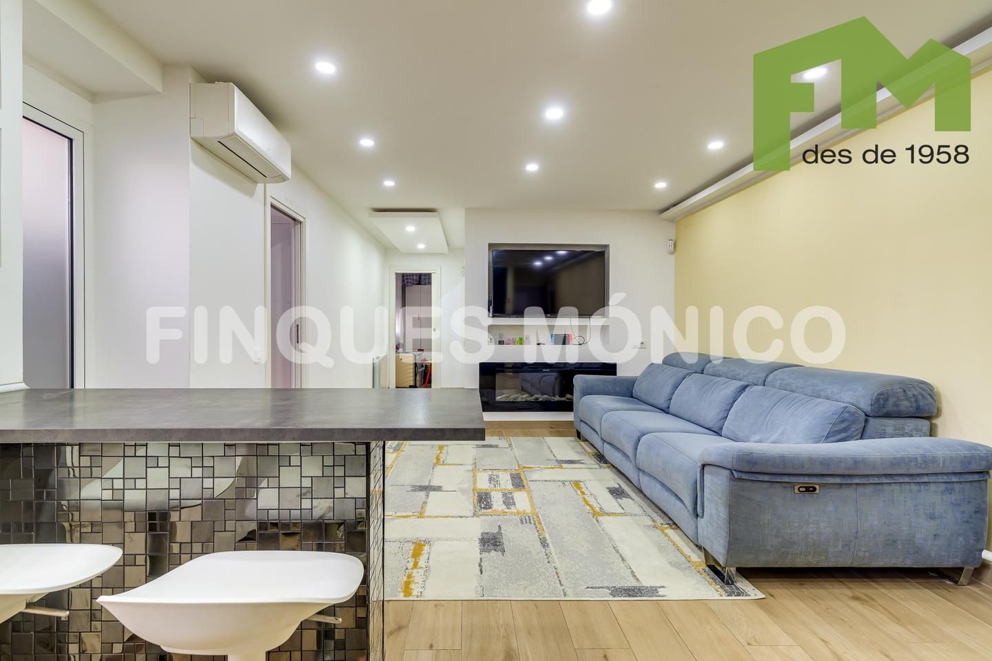 Planta baixa en venda a Carrer de l'Onyar, La Marina del Port