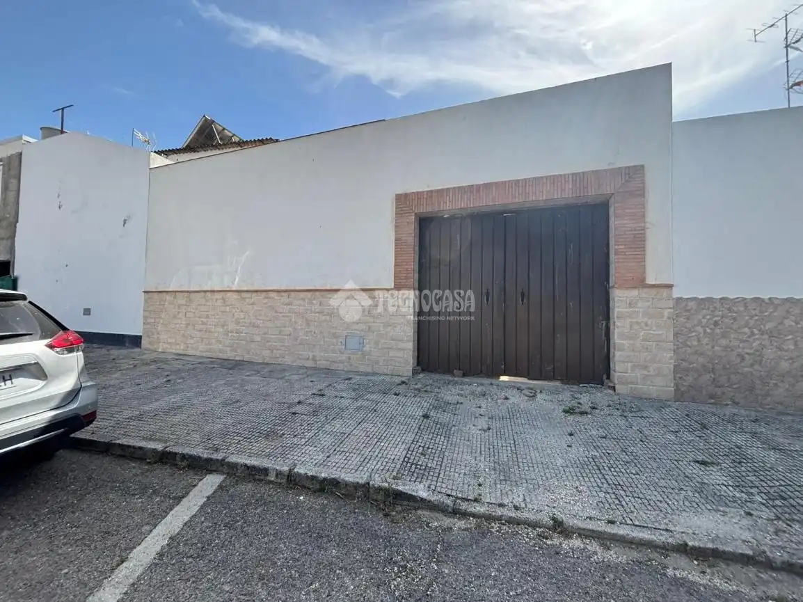 Vista exterior de Casa adosada en venda en Cañada Rosal