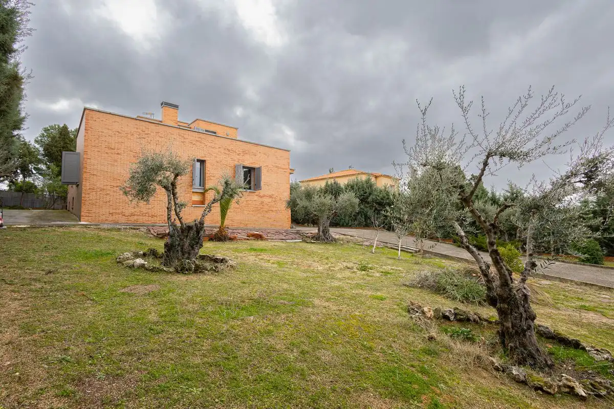 Chalet con terraza en venta en Calle Begonia, imagen 39