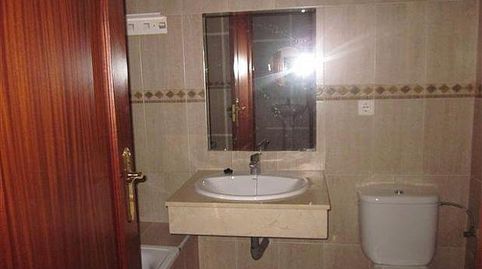 Foto 4 de Piso en venta en C/ Tikaz, Santa Fe, Granada