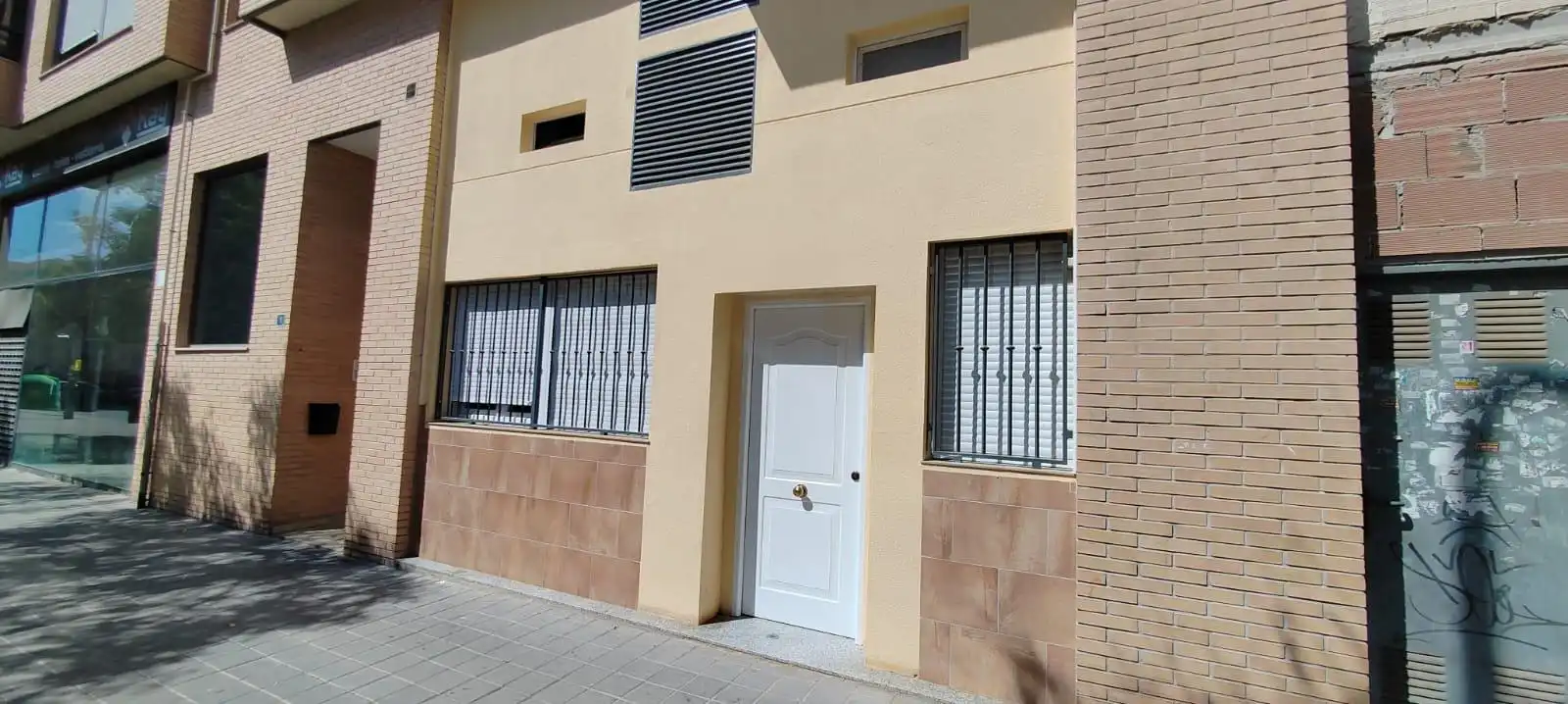Local comercial en venta en Campoamor - Altozano