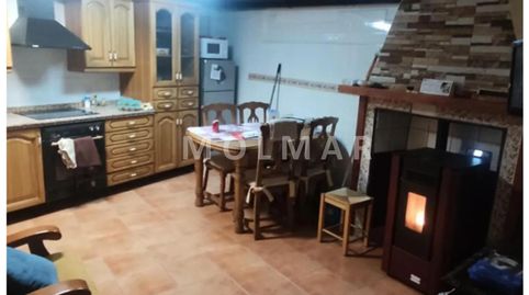 Foto 2 de Casa o chalet en venta en Carrer de la Pau, Albocàsser, Castellón