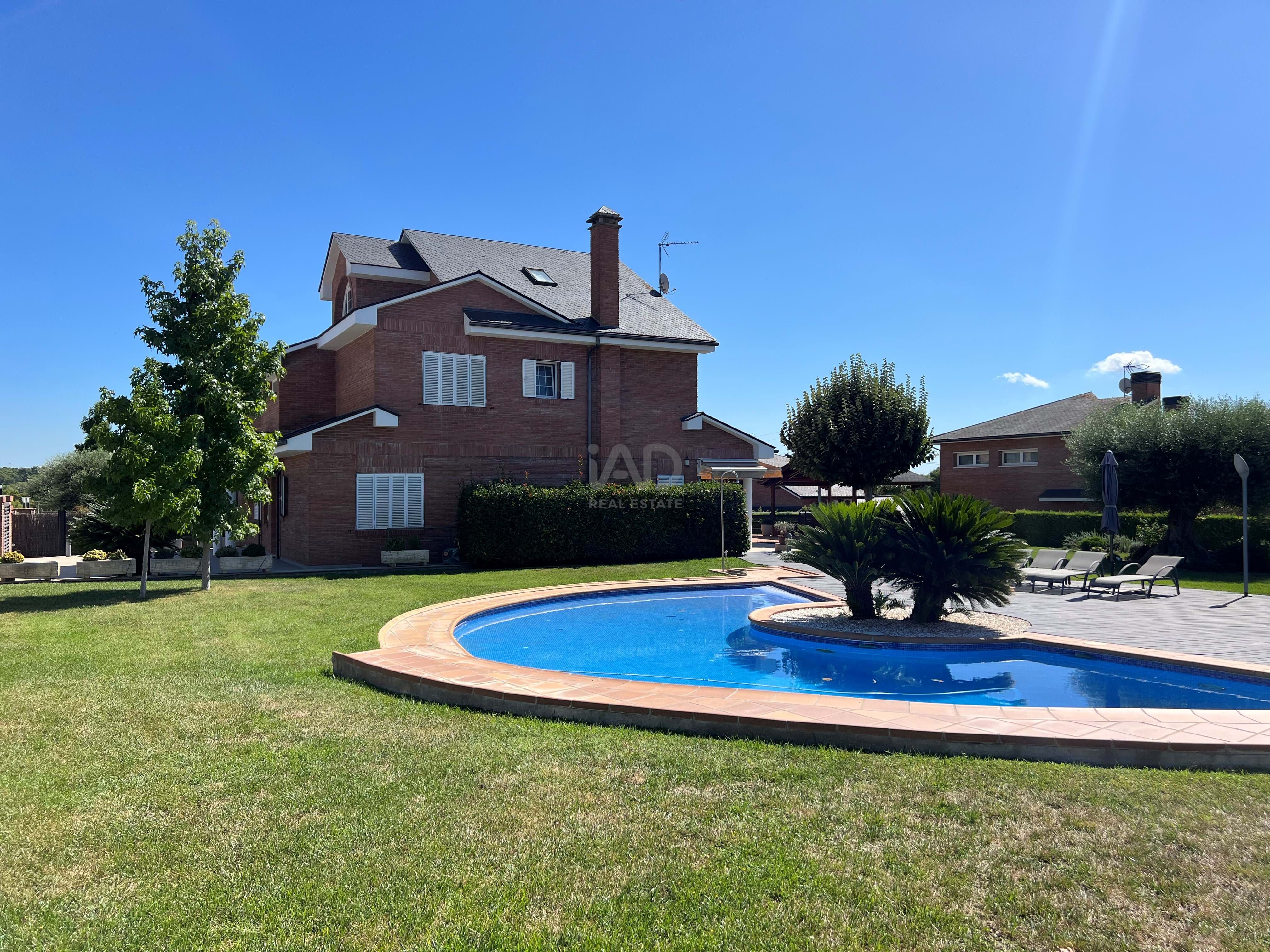 Garden of House or chalet for sale in Palau-solità i Plegamans  with Air Conditioner, Heating and Terrace