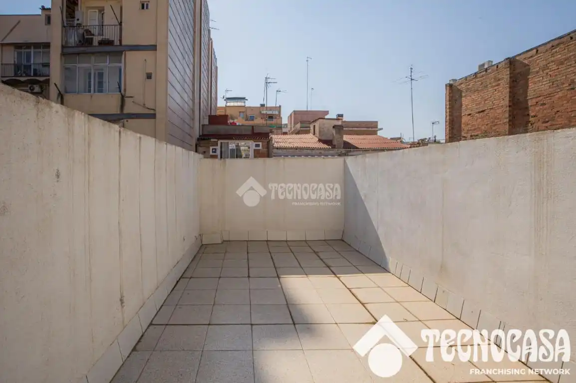 Penthouse with terrace for sale in C. de Riego