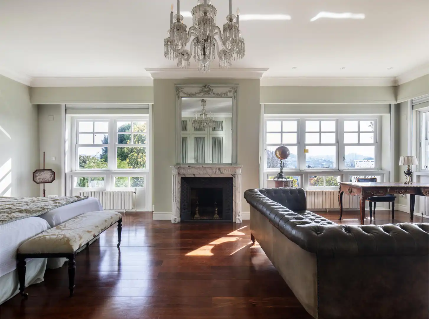 Sala de estar de Casa o chalet en venta en Culleredo con Calefacción, Jardín privado y Parquet