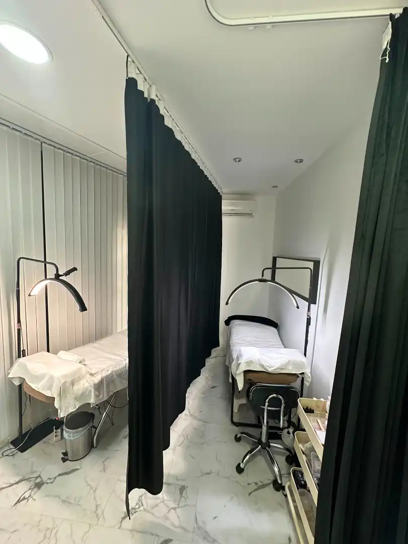 Business premises for transfer in Avinguda de Josep Tarradellas, imagen 13