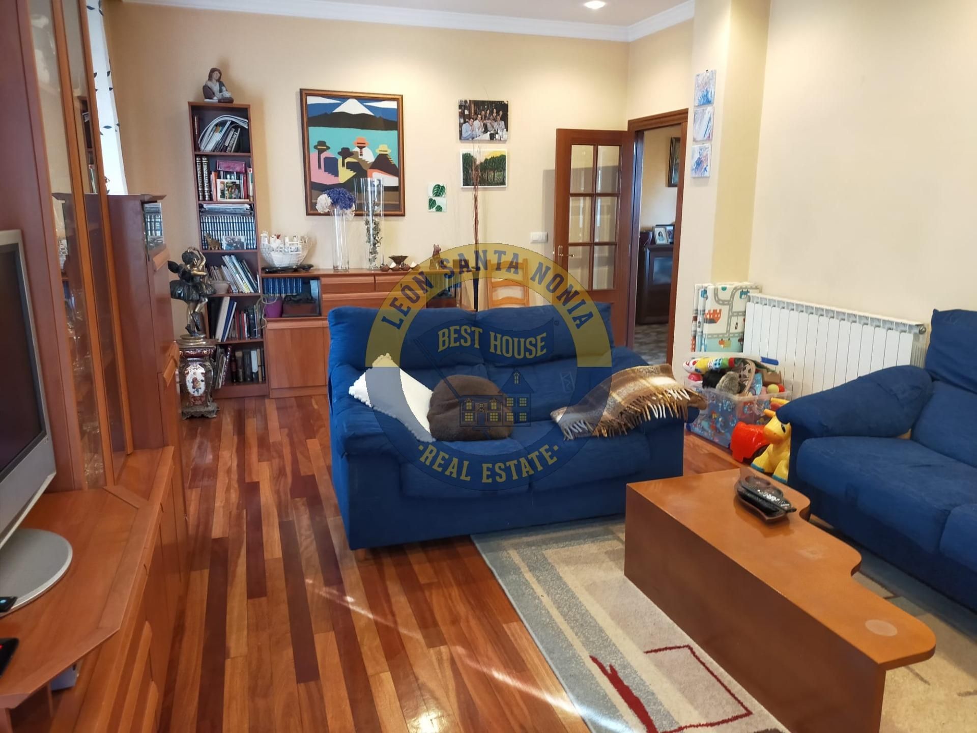 Sala de estar de Casa o chalet en venta en León Capital 