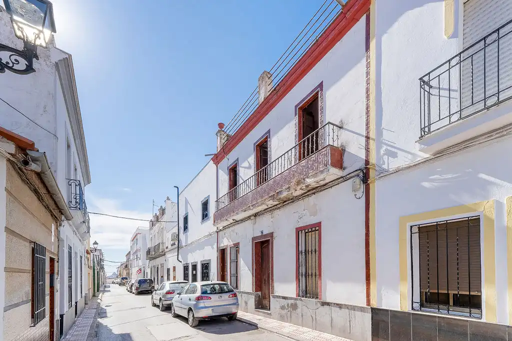 Casa aparellada en venda a C/ Umbría, imagen 3