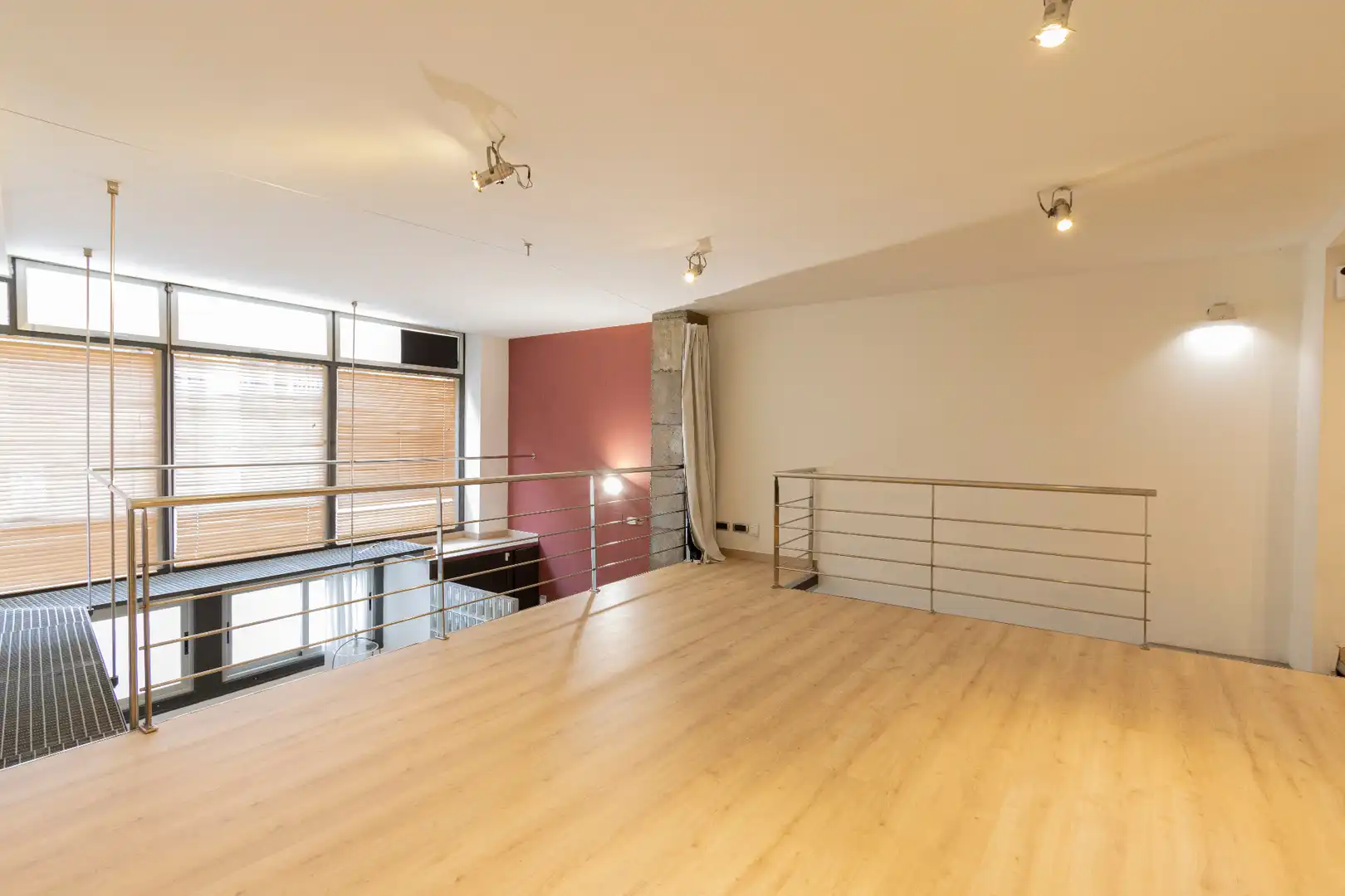 Büro zur Miete in Barcelona mit Alarm