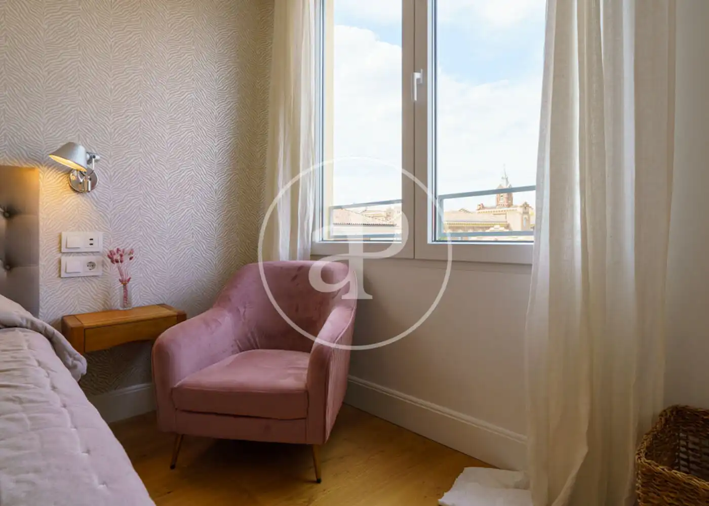 Bedroom of Flat for rent in Madrid  with Air Conditioner, Heating and Furnished