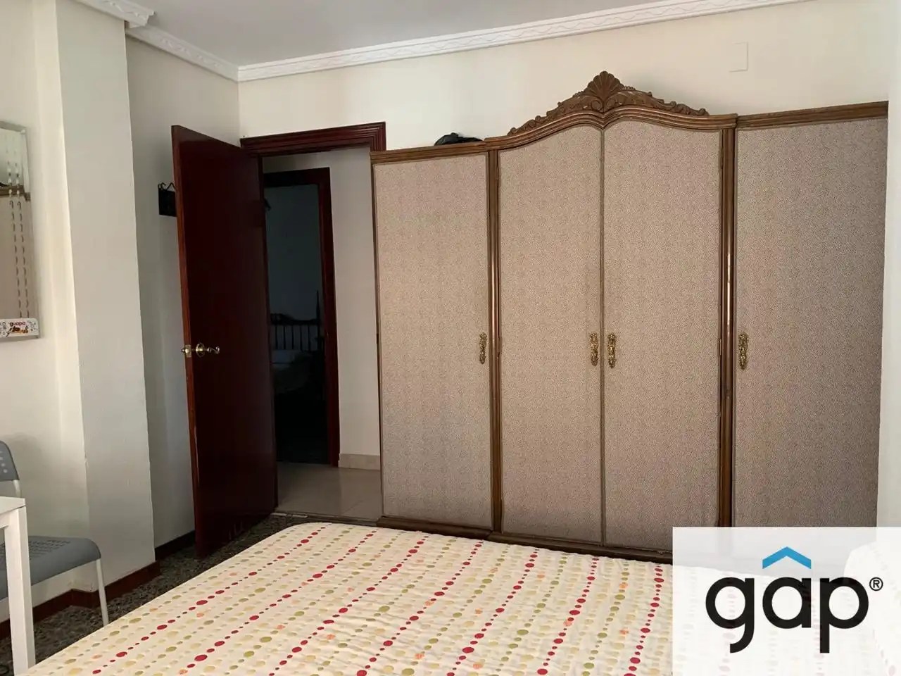 Bedroom of Flat for rent in Cuenca  with Heating, Terrace and Furnished