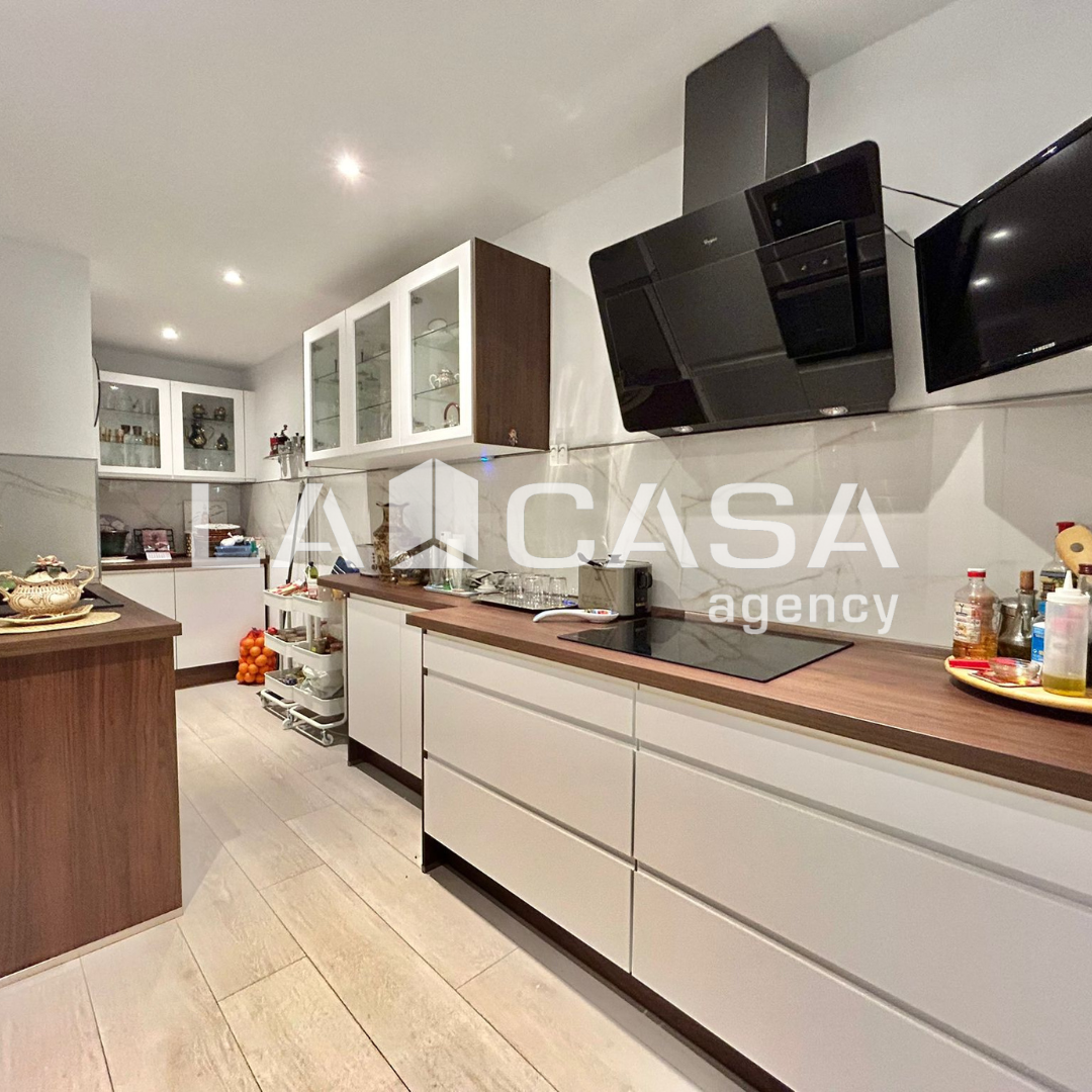 Kitchen of Flat for sale in  Sevilla Capital  with Terrace