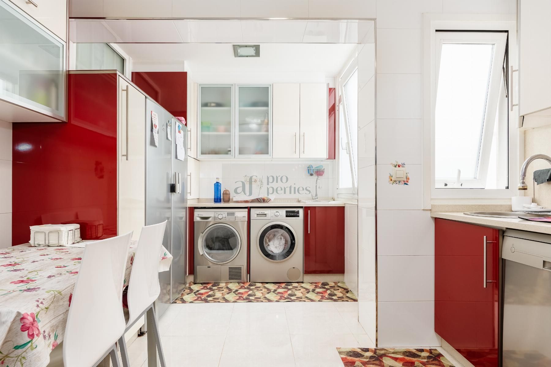 Cocina de Apartamento en venta en Vigo  con Calefacción, Parquet y Terraza