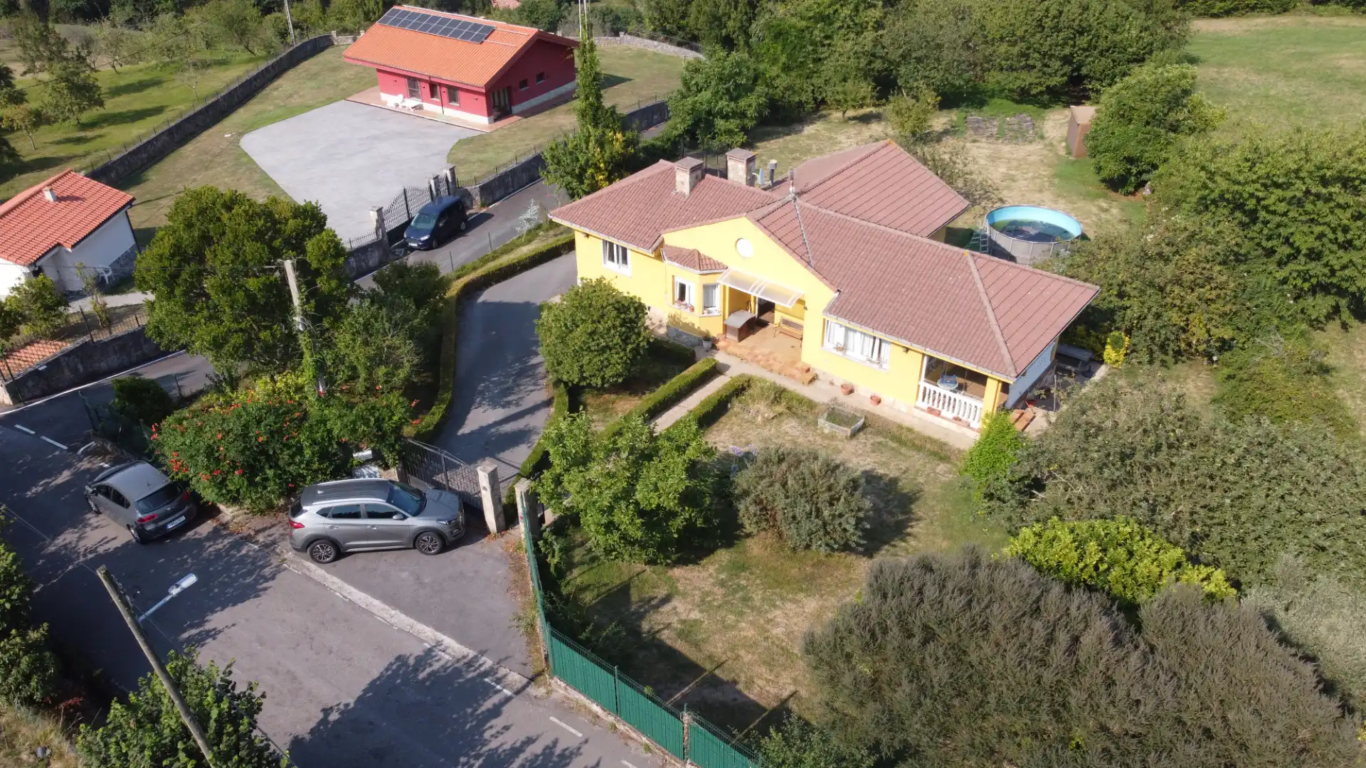 Vista exterior de Casa o chalet en venta en Gijón  con Calefacción, Jardín privado y Parquet