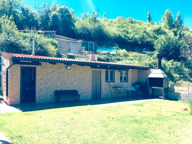 Casa-chalet en Venta en Carretera Viguera en Viguera