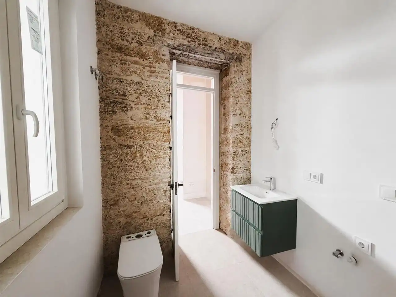 Badezimmer von Wohnung zum Verkauf in Cádiz