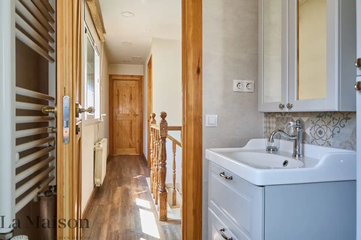 Bathroom of Houses for sale in Dosrius  with Heating, Private garden and Parquet flooring