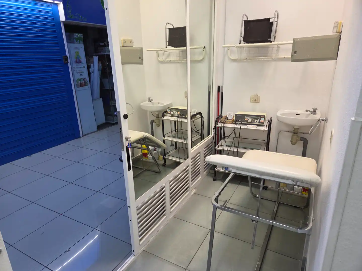 Bathroom of Commercial properties for rent in Santa Cruz de Tenerife  with Furnished