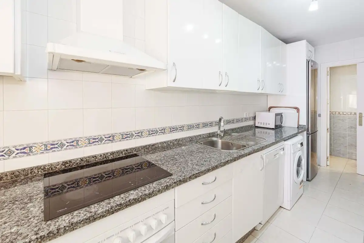 Kitchen of Flat for rent in Sevilla  with Air Conditioner, Heating and Furnished