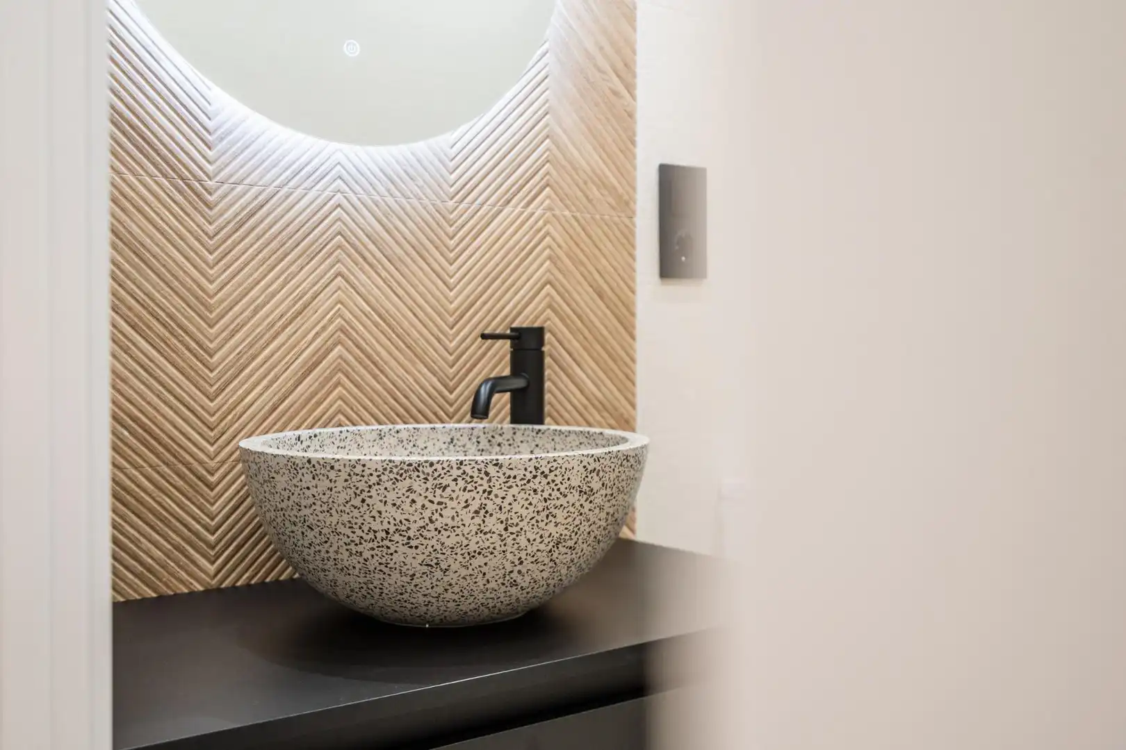 Baño de Piso en venta en Granada con Aire acondicionado, Calefacción y Amueblado
