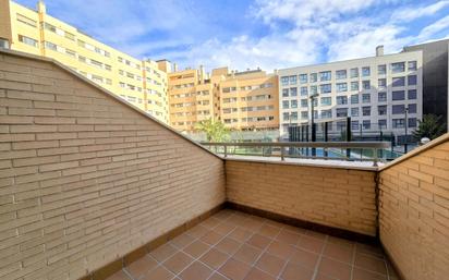 Terrace of Flat for sale in  Madrid Capital  with Air Conditioner, Heating and Private garden