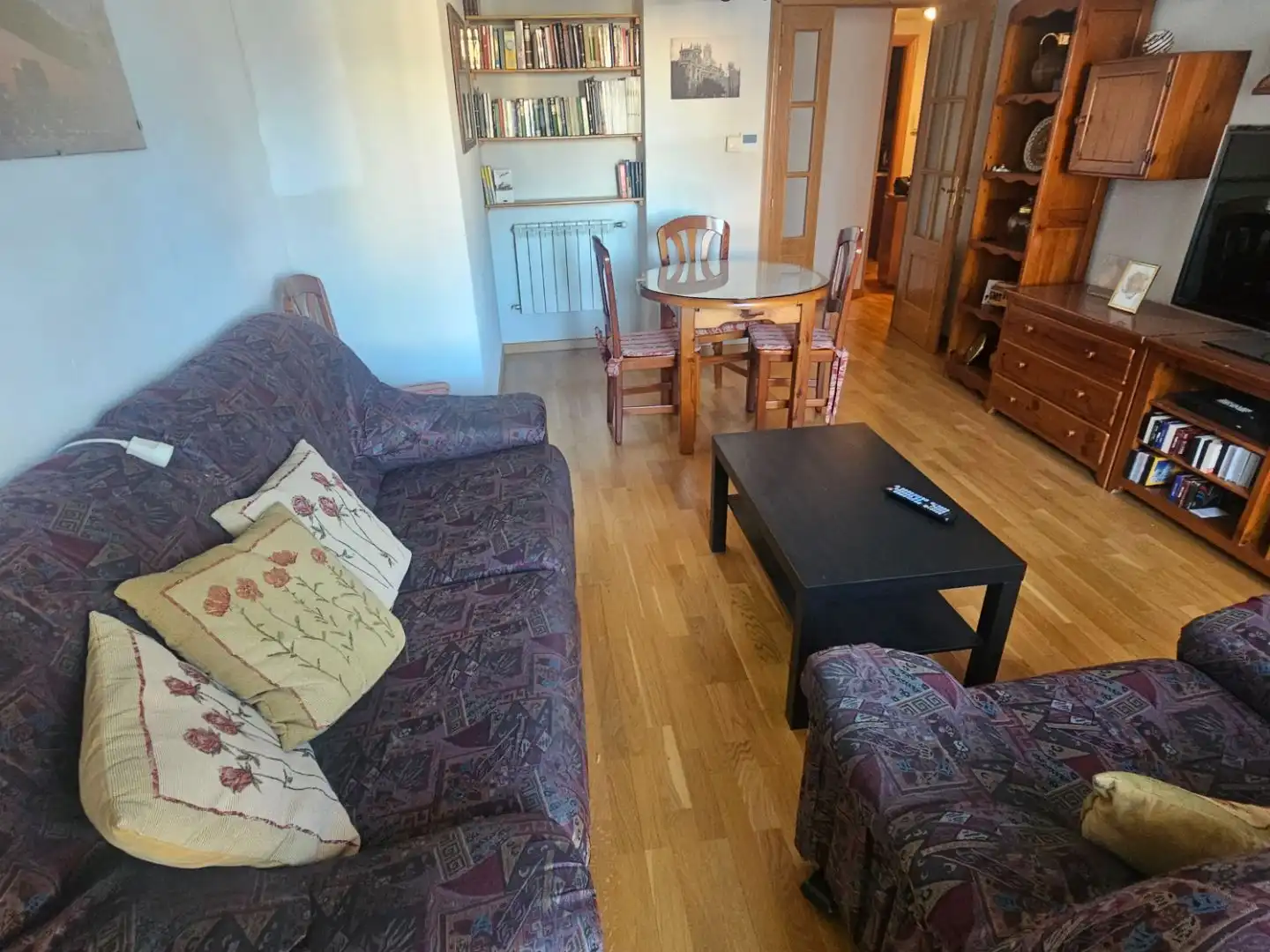 Sala d'estar de Pis en venda en Linares amb Aire condicionat i Balcó