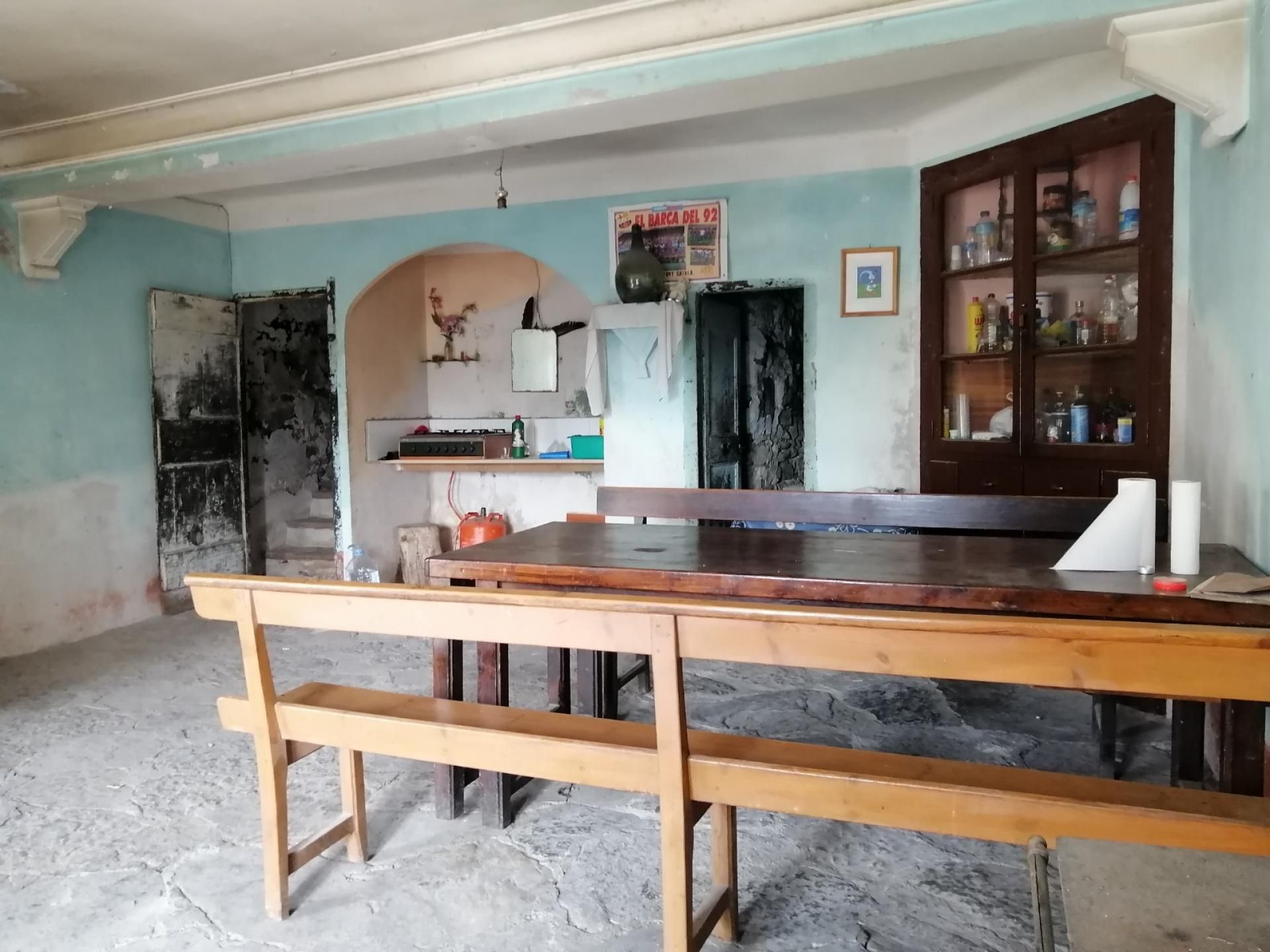 Cocina de Finca rústica en venta en Soriguera