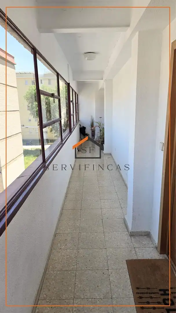 Dúplex en venta en Madrid con Aire acondicionado, Trastero y Amueblado