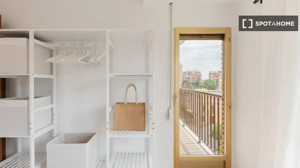 Balcony of Flat for rent in Valencia  with Air Conditioner, Heating and Furnished