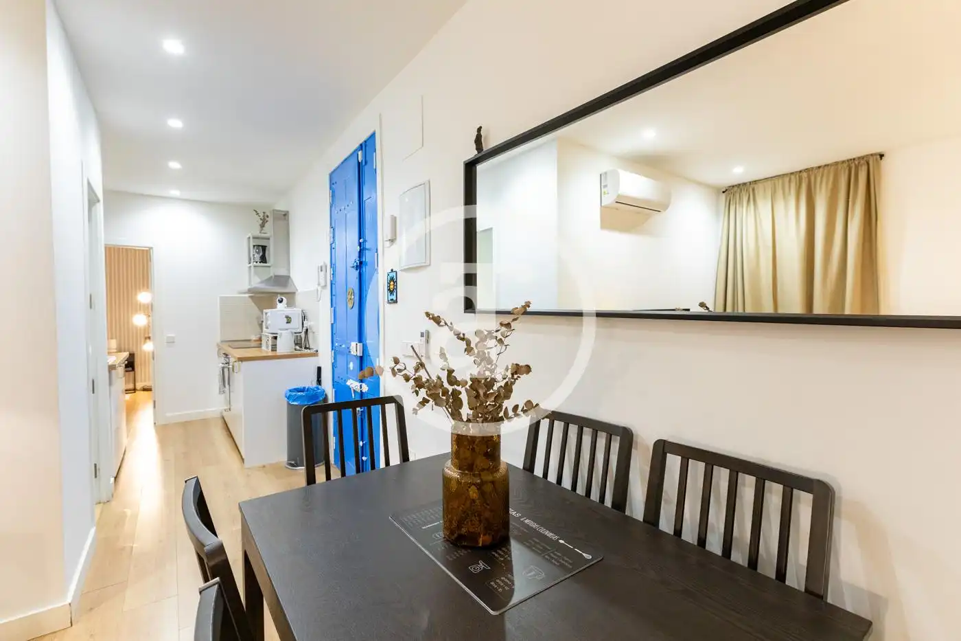 Flat for rent in Calle de Alberto Bosch, Jerónimos