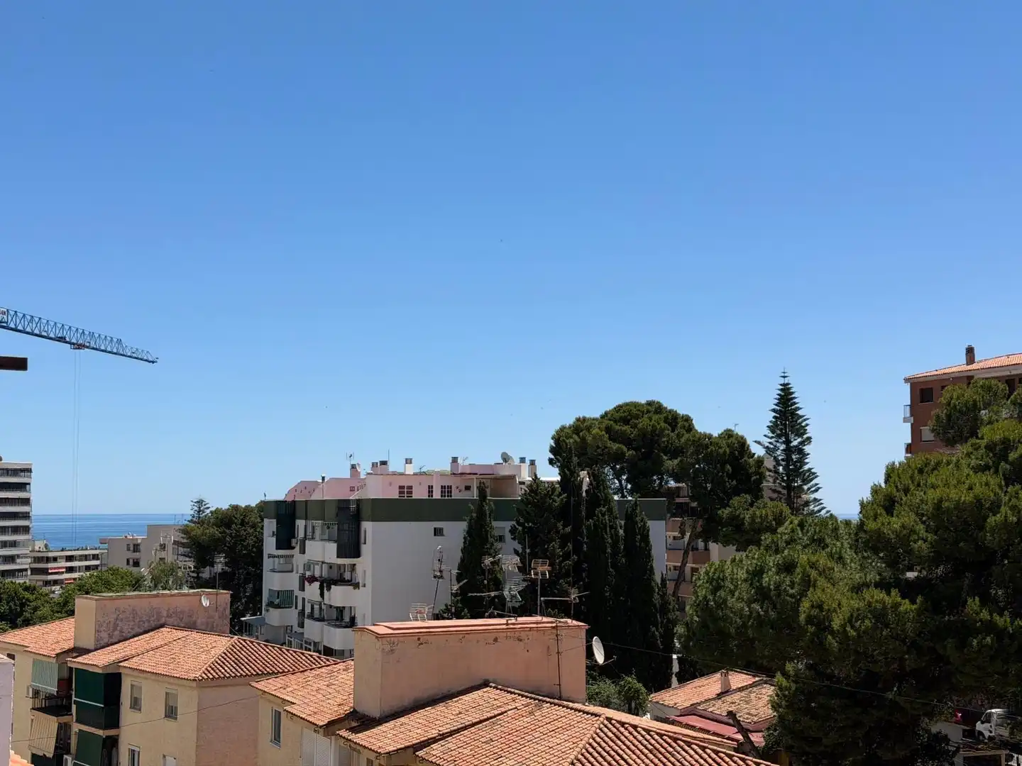 Außenansicht von Wohnungen zum Verkauf in Torremolinos mit Klimaanlage, Heizung und Terrasse